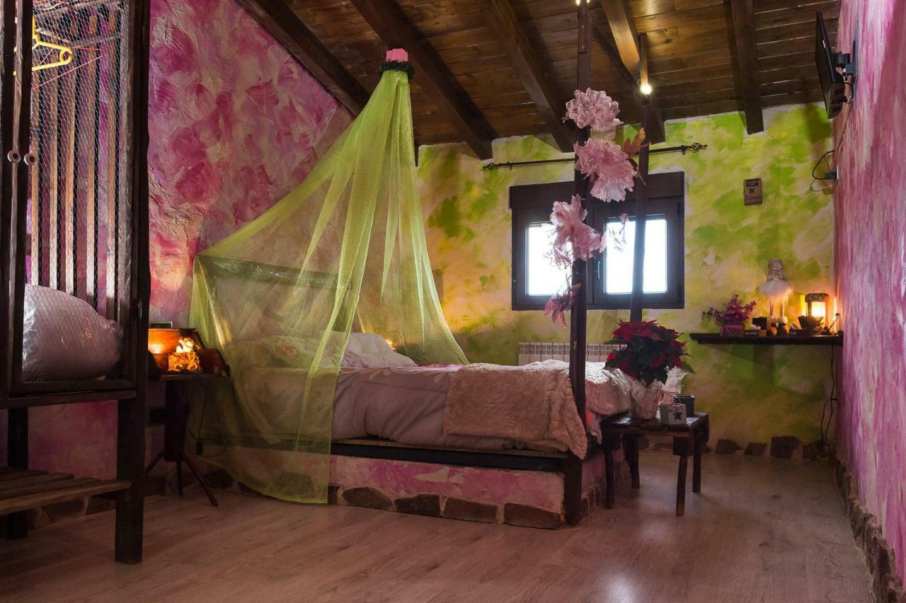 El Eden De Javier Guest House Robledillo Exterior photo